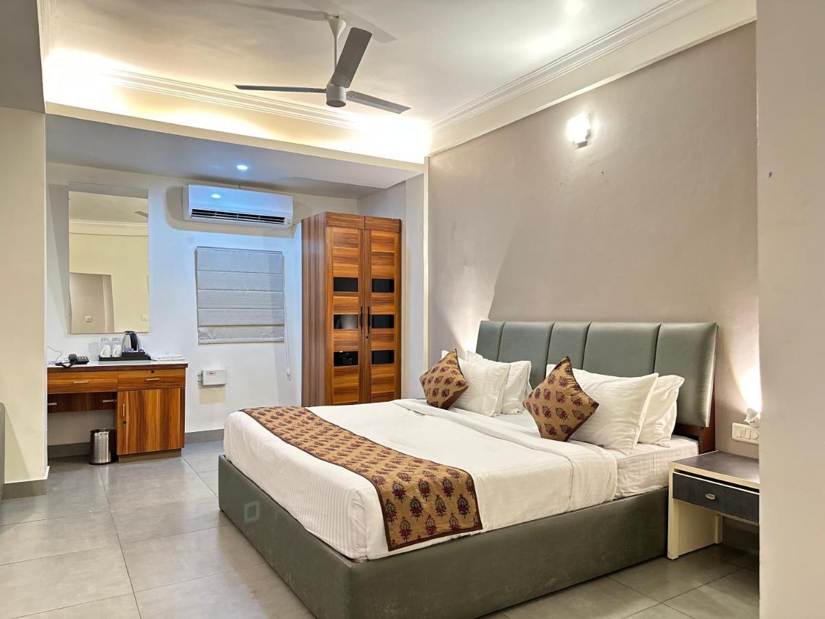 Nexstay Kassaba Inn Кожикод Екстериор снимка